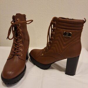 GBG Los Angeles Brown Boots NWOT High Heeled Combat Size 10M